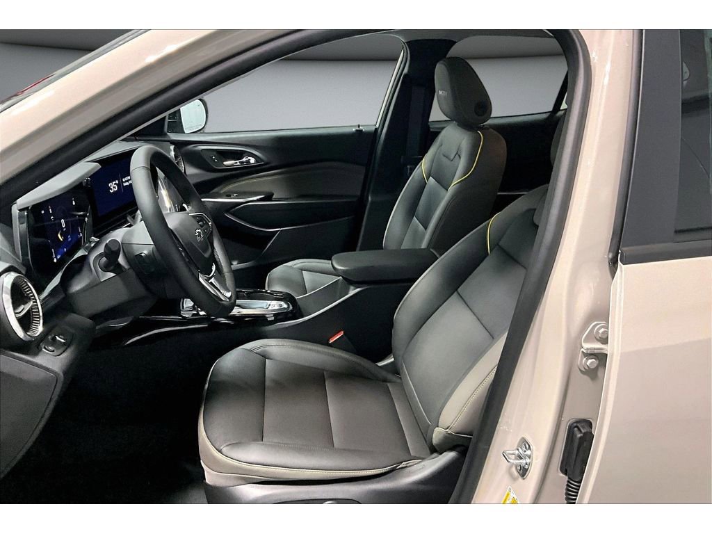 New 2026 Chevrolet Trax ACTIV w/ Driver Confidence Package FWD image 10
