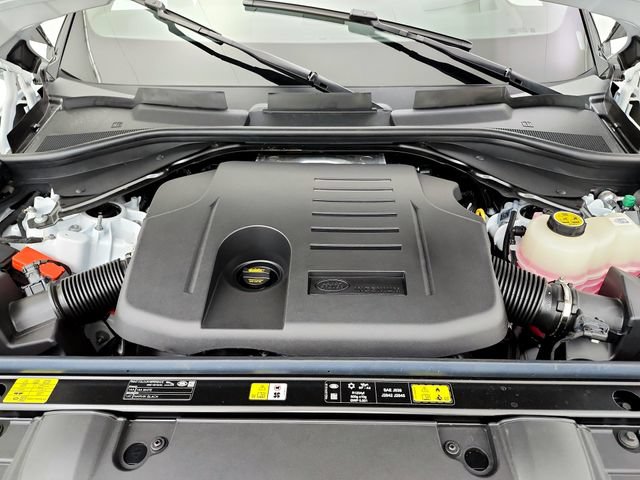 New 2026 Land Rover Range Rover SE AWD/4WD image 32
