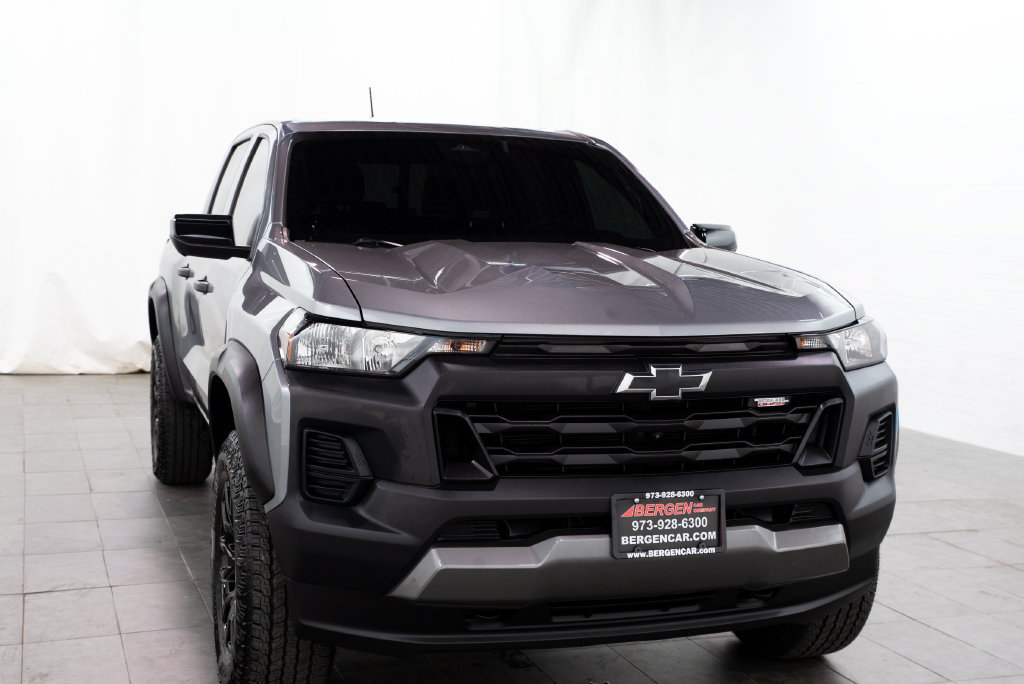 Used 2024 Chevrolet Colorado Trail Boss w/ Technology Package AWD/4WD 360° Tour