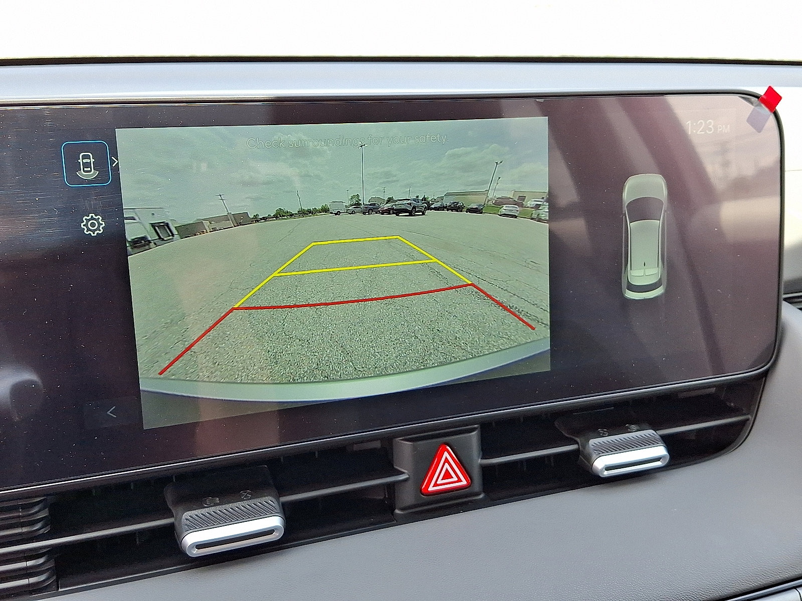 New 2025 Hyundai Ioniq 5 SE image 17