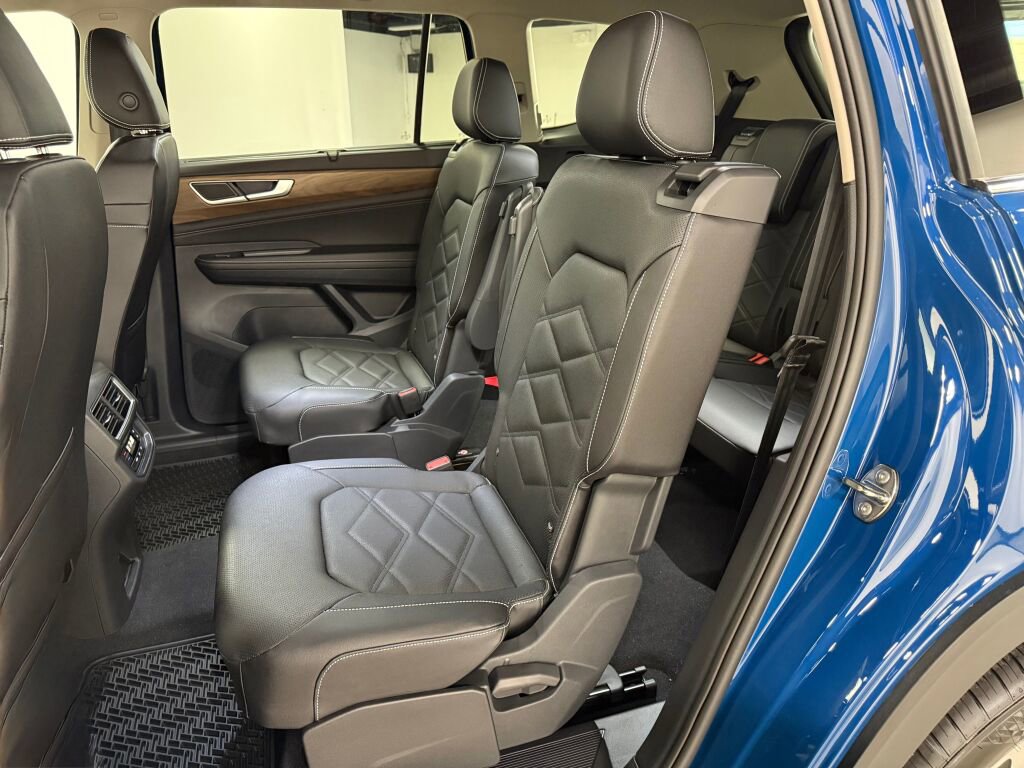 New 2026 Volkswagen Atlas SE image 19
