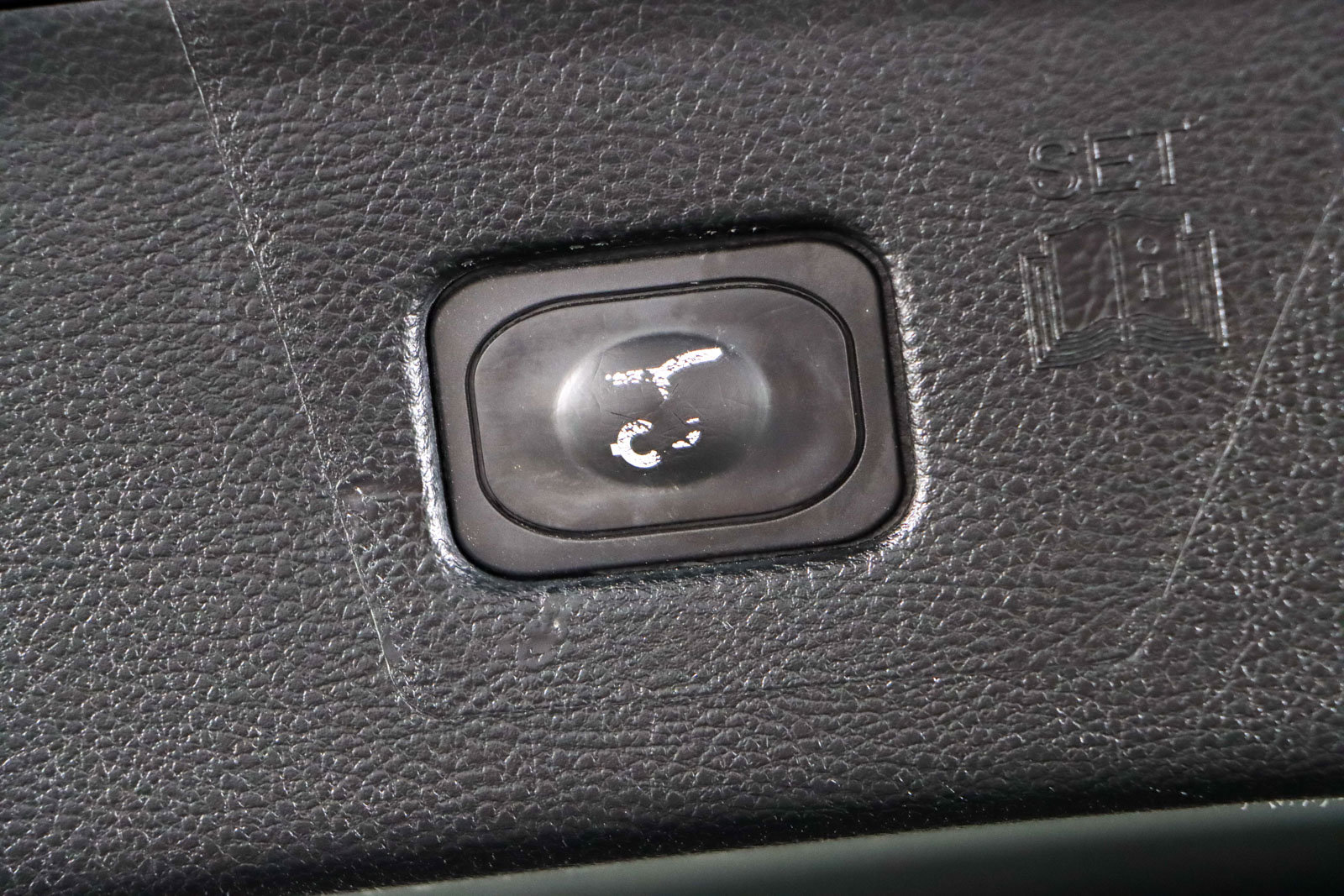 Used 2023 Ford Edge Titanium image 29