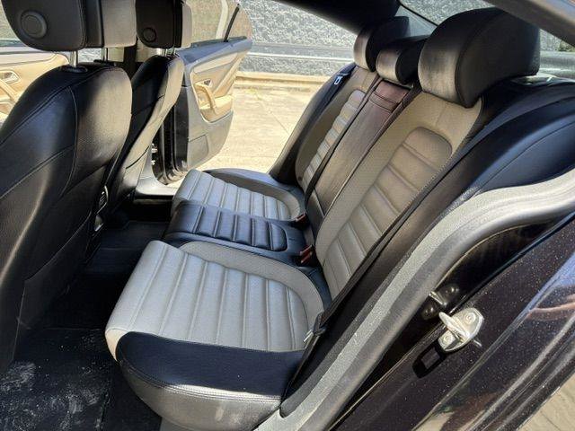 Used 2014 Volkswagen CC R-Line FWD image 12
