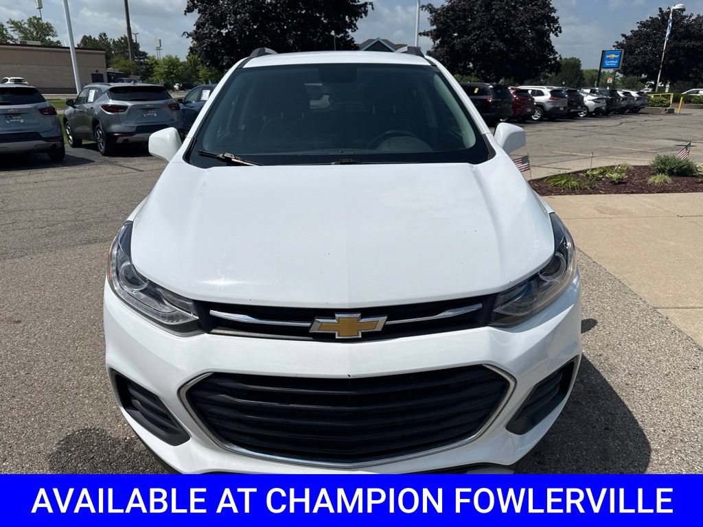 Used 2020 Chevrolet Trax LT w/ LT Convenience Package AWD/4WD image 8