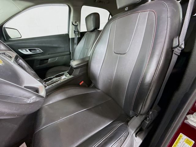 Used 2017 Chevrolet Equinox Premier w/ Enhanced Convenience Package AWD/4WD image 22