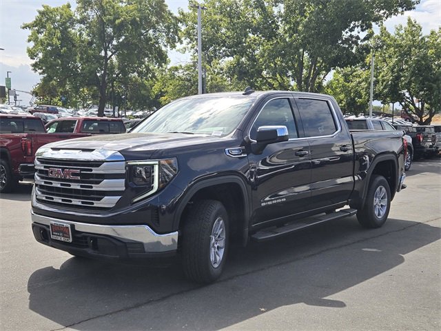 New 2026 GMC Sierra 1500 SLE image 8