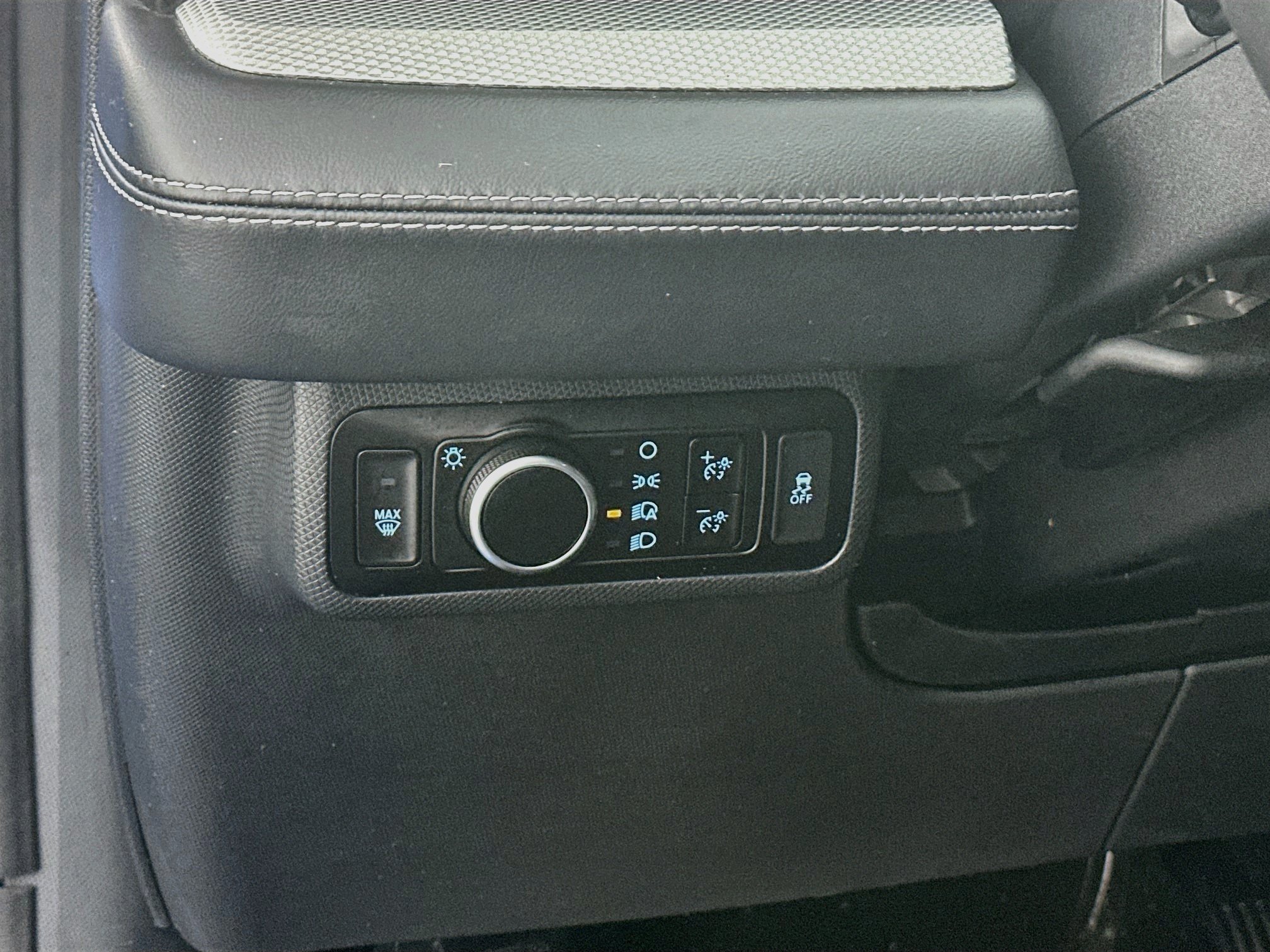 Used 2023 Ford Mustang Mach-E Select RWD image 17