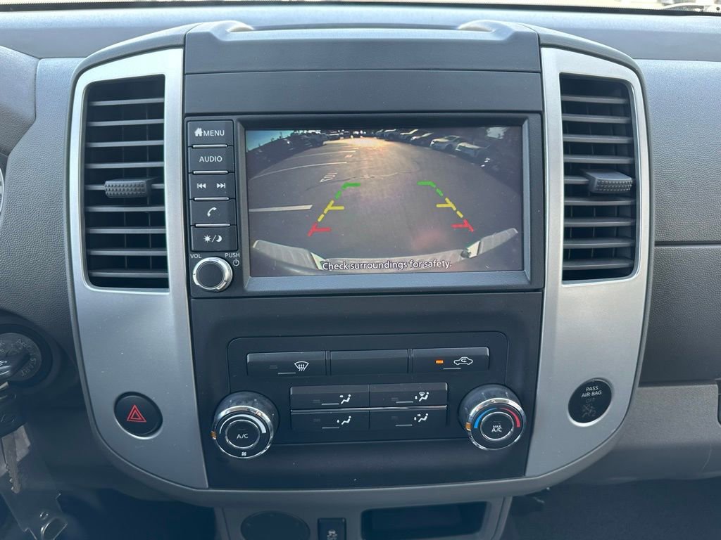 Used 2019 Nissan Frontier Desert Runner image 11