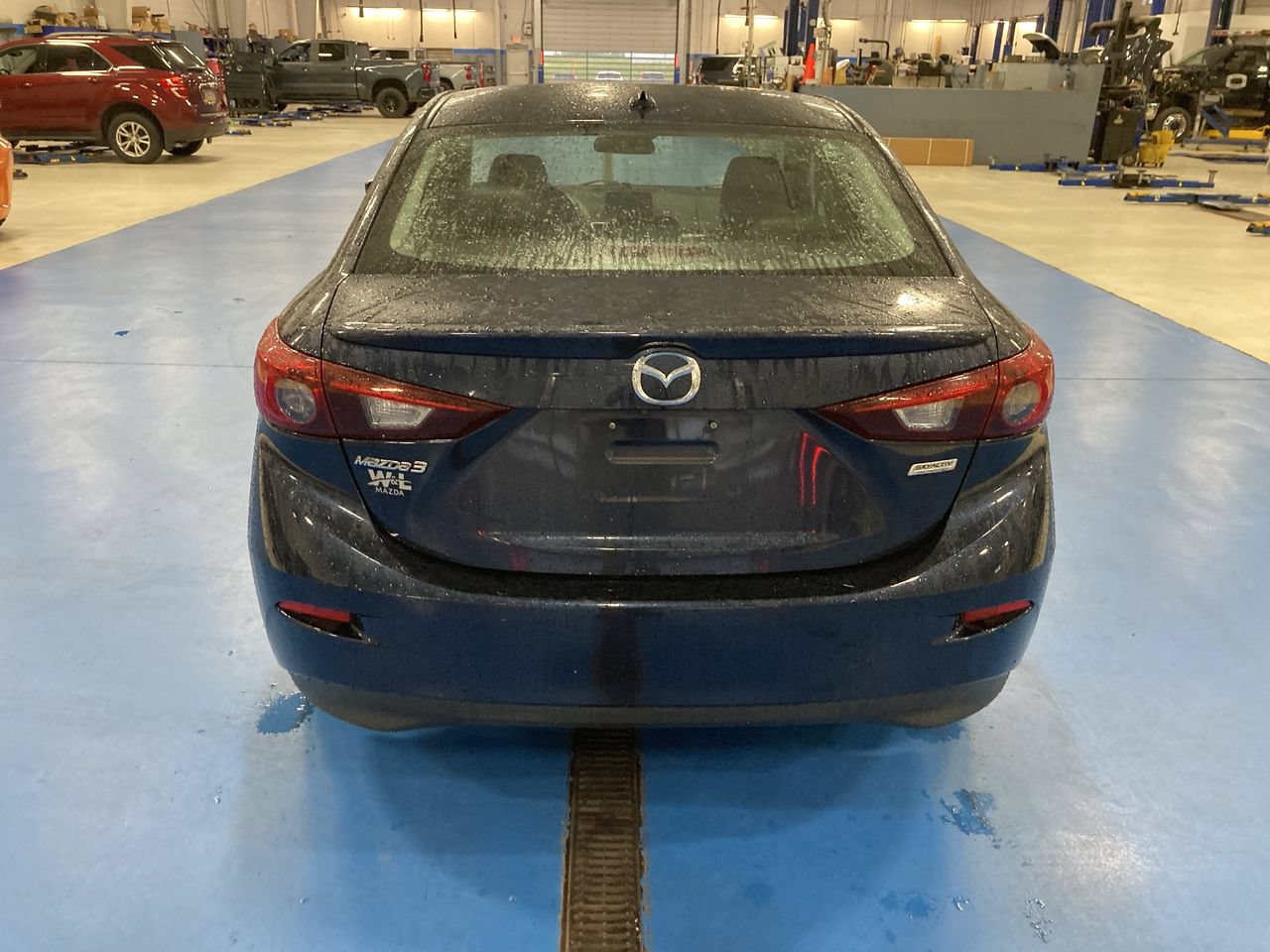 Used 2018 MAZDA MAZDA3 Touring FWD image 6