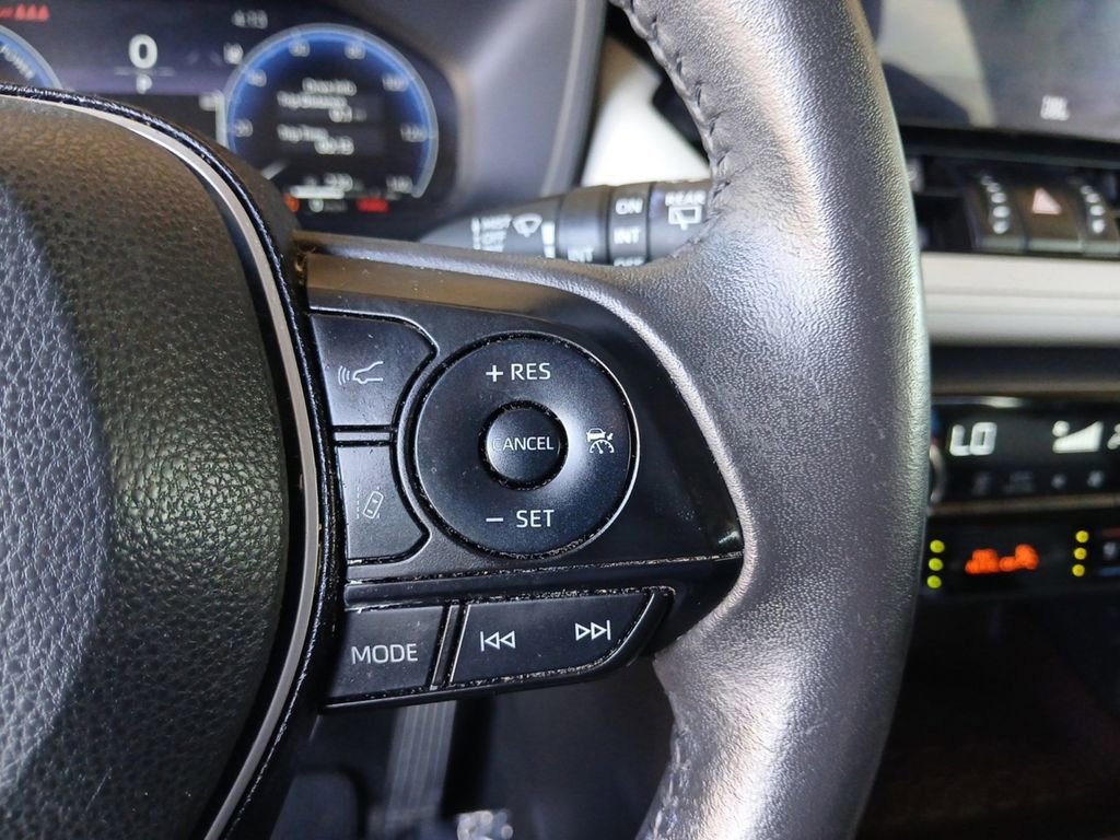 Used 2023 Toyota RAV4 Limited AWD/4WD image 18