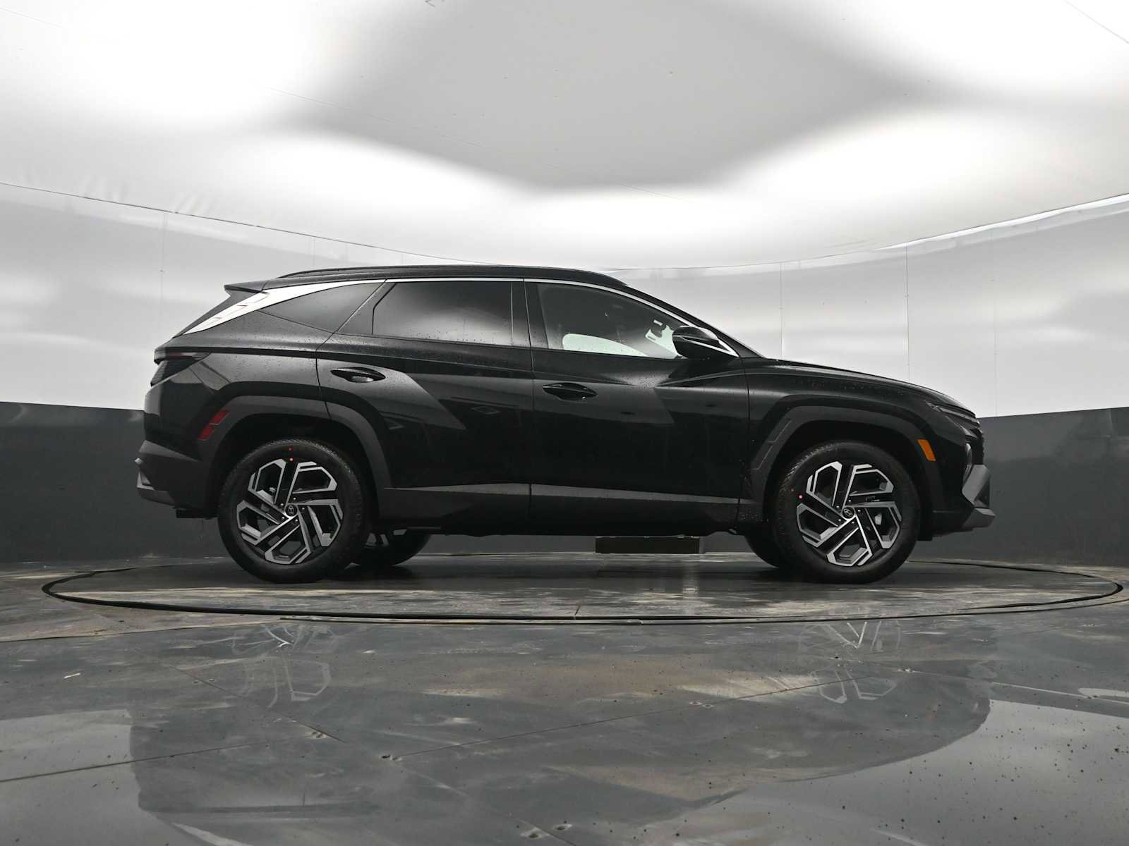 New 2026 Hyundai Tucson Limited image 38