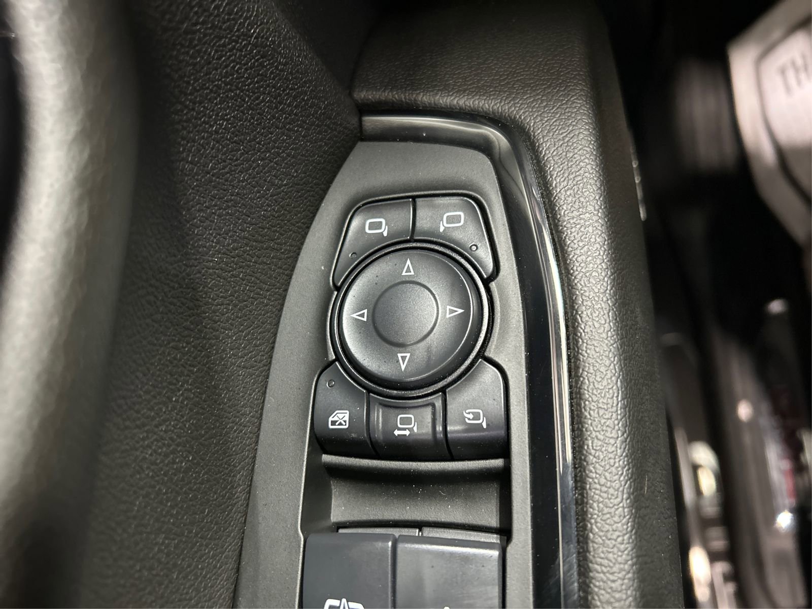 Used 2024 GMC Sierra 2500 AT4 w/ AT4 Premium Plus Package AWD/4WD image 31