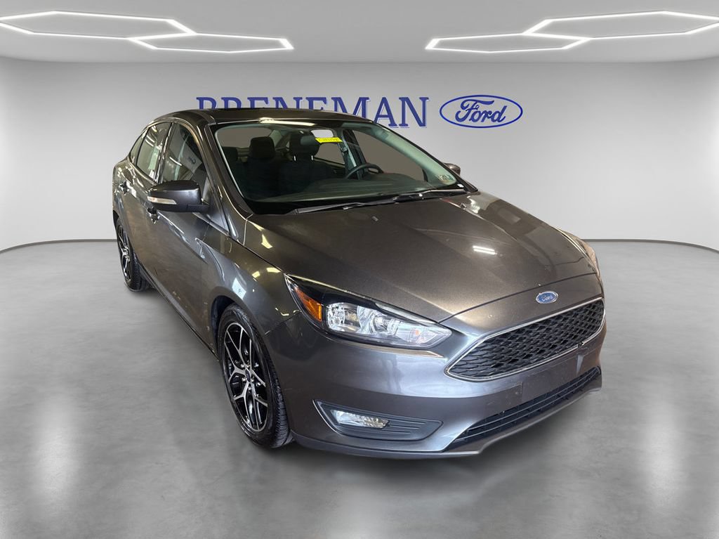 Certified 2018 Ford Focus SEL FWD image 3