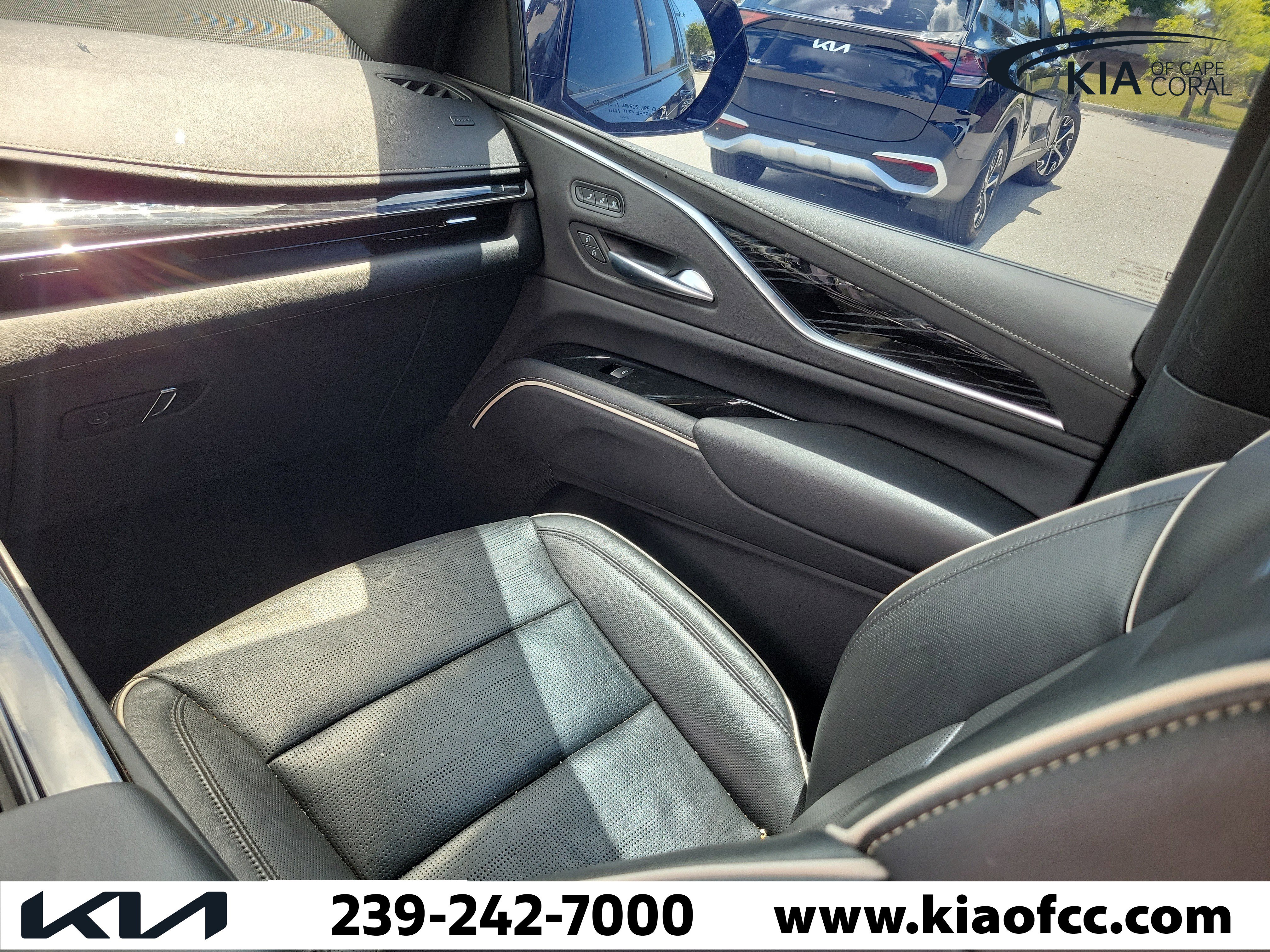Used 2022 Cadillac Escalade ESV Sport w/ Touring Package RWD image 20