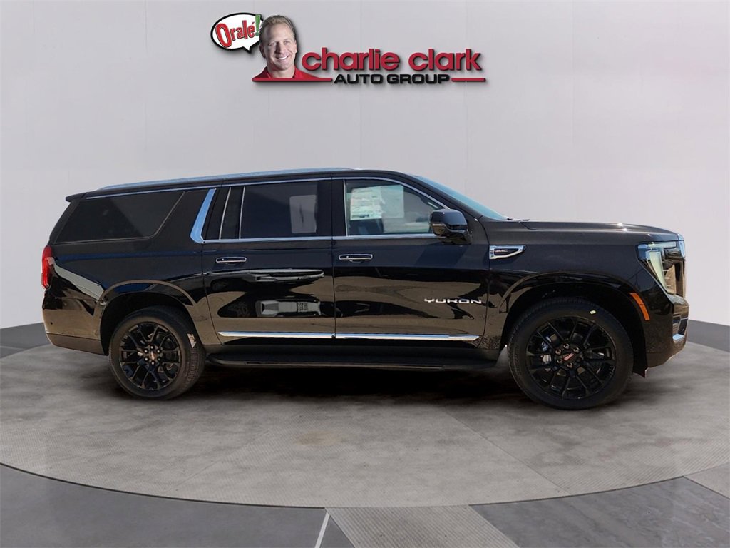 New 2026 GMC Yukon XL Elevation image 6