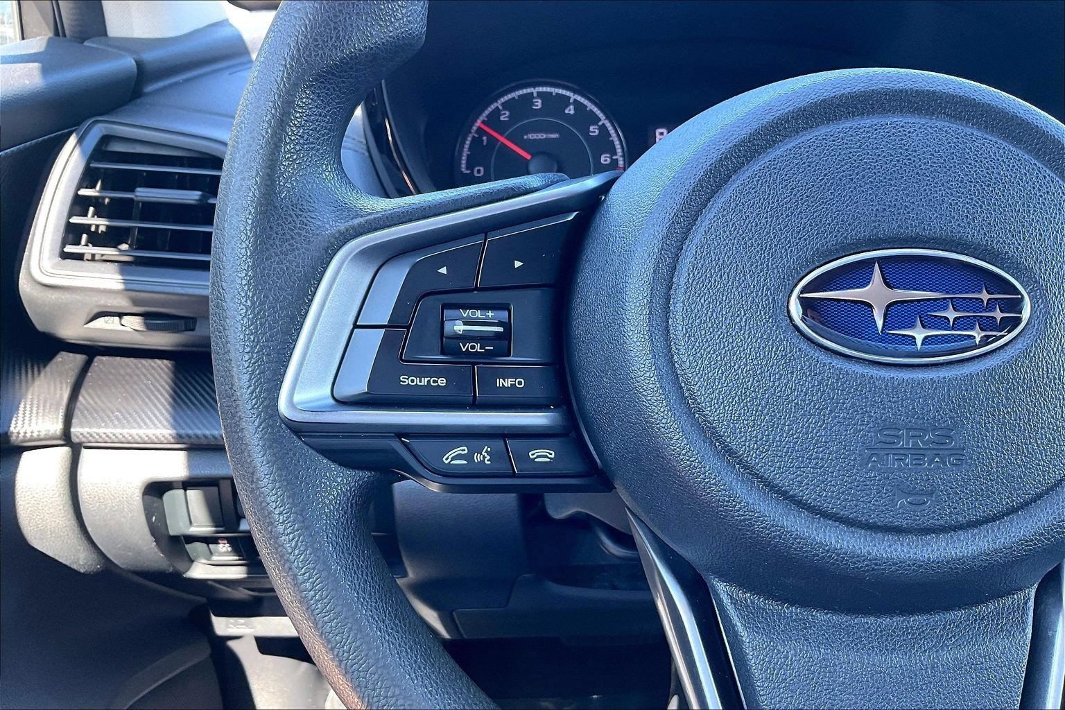 Used 2019 Subaru Crosstrek 2.0i AWD/4WD image 24