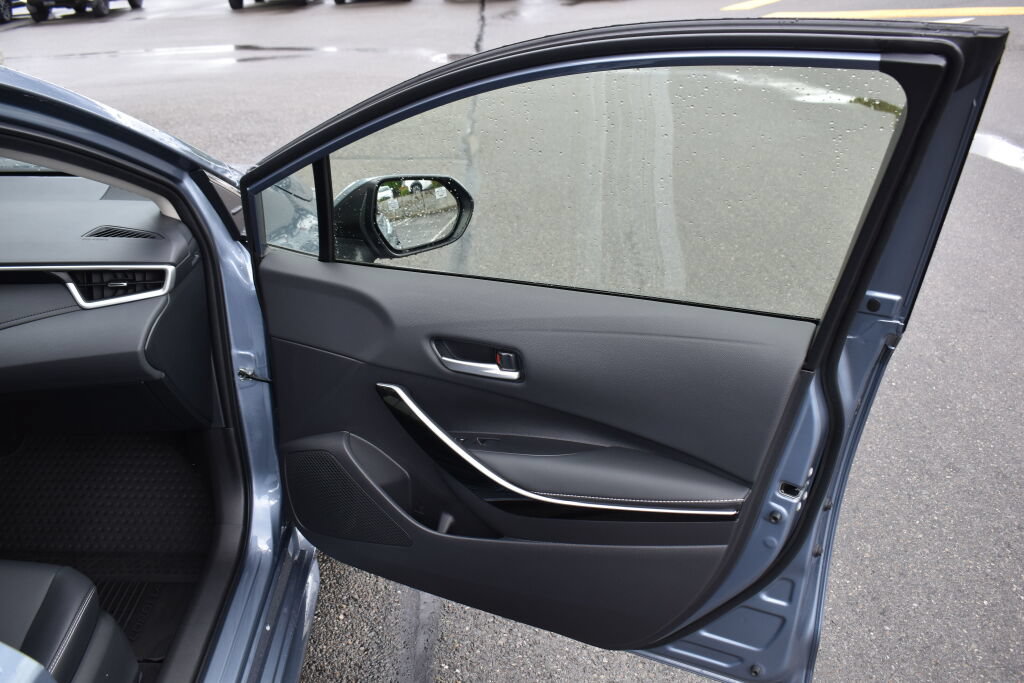 Certified 2026 Toyota Corolla XLE FWD image 24