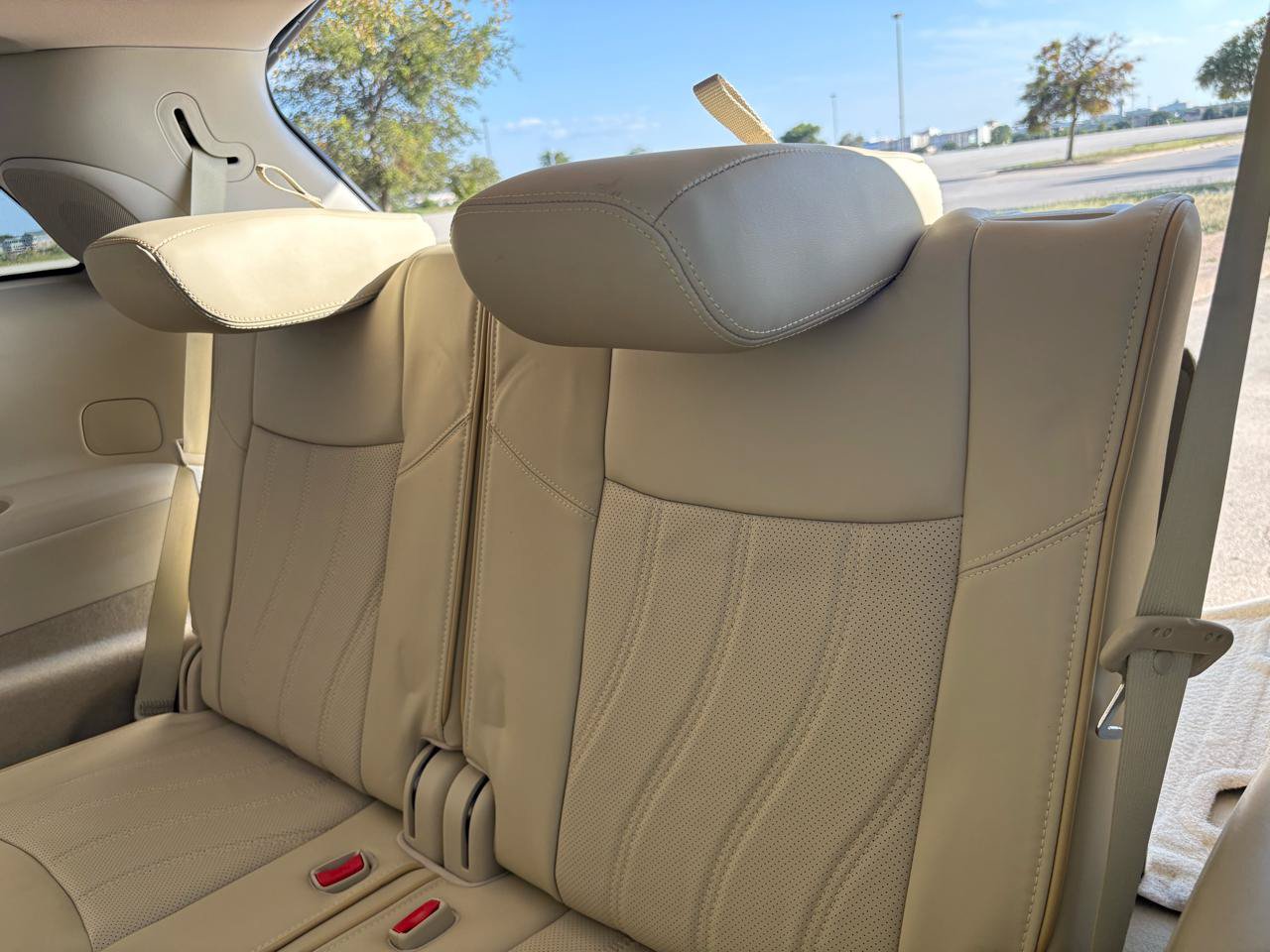 Used 2013 INFINITI JX35 AWD w/ Premium Pkg image 44