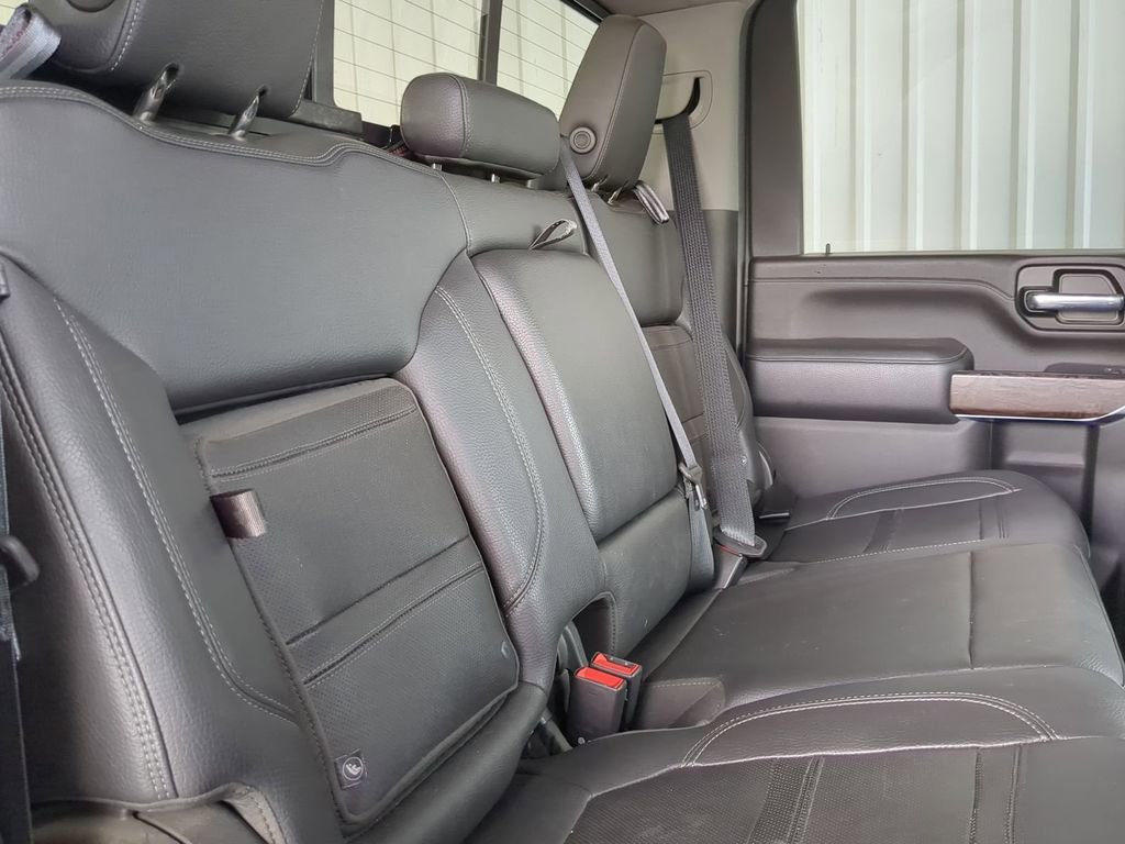 Used 2020 GMC Sierra 3500 Denali w/ Denali Ultimate Package AWD/4WD image 7
