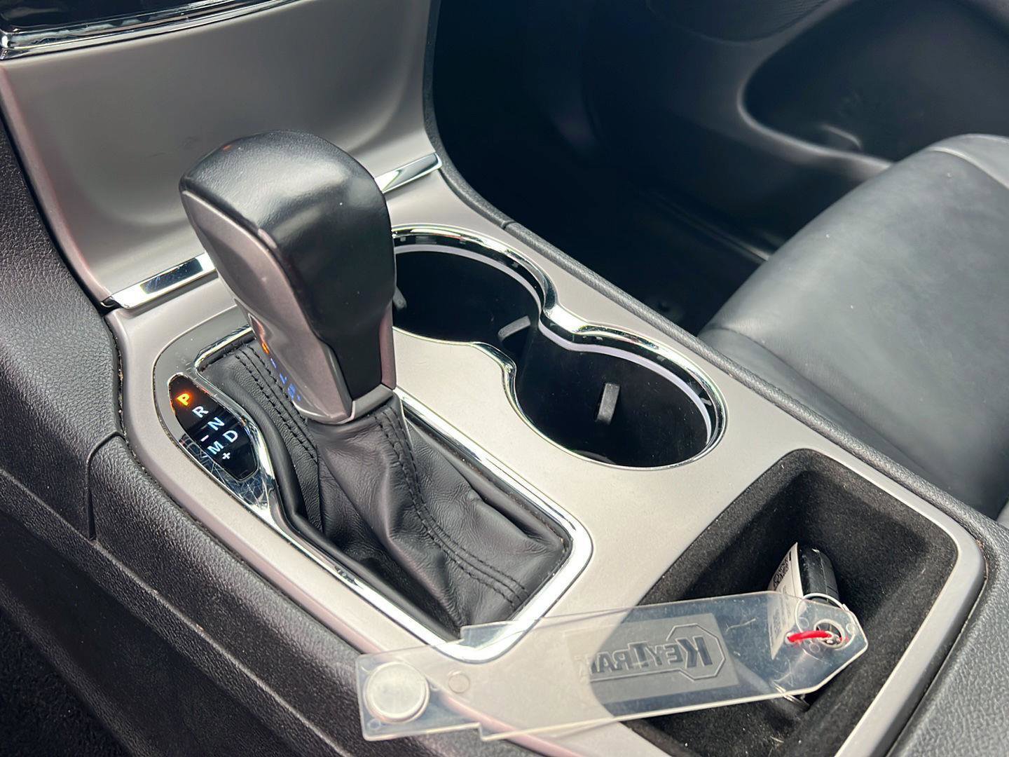 Used 2021 Jeep Grand Cherokee Limited w/ Sun & Sound Group image 29