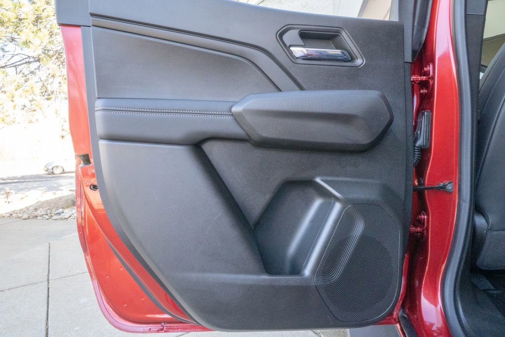 Used 2024 GMC Canyon Elevation w/ Elevation Premium Package image 16