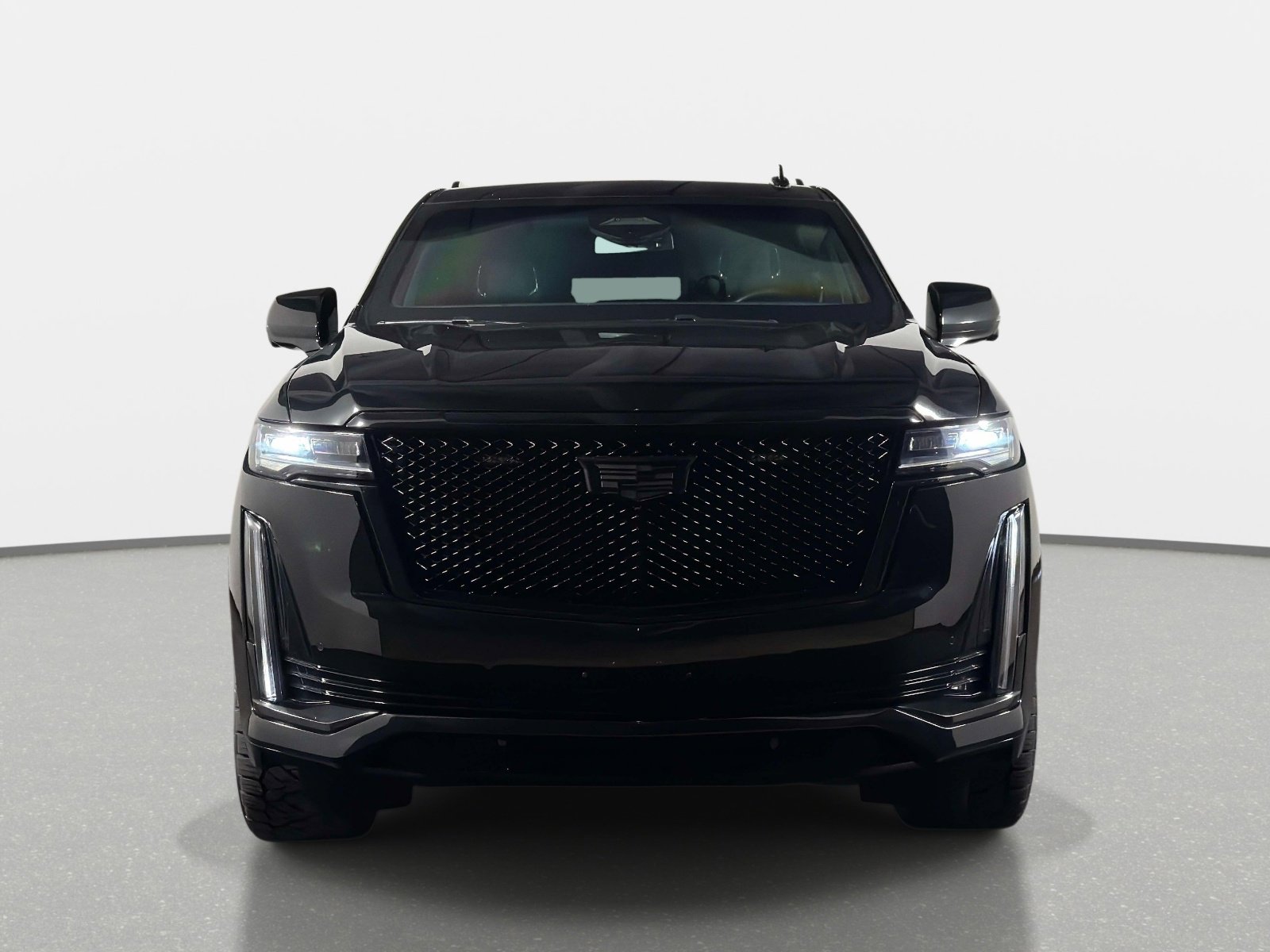 Used 2024 Cadillac Escalade ESV Luxury image 8