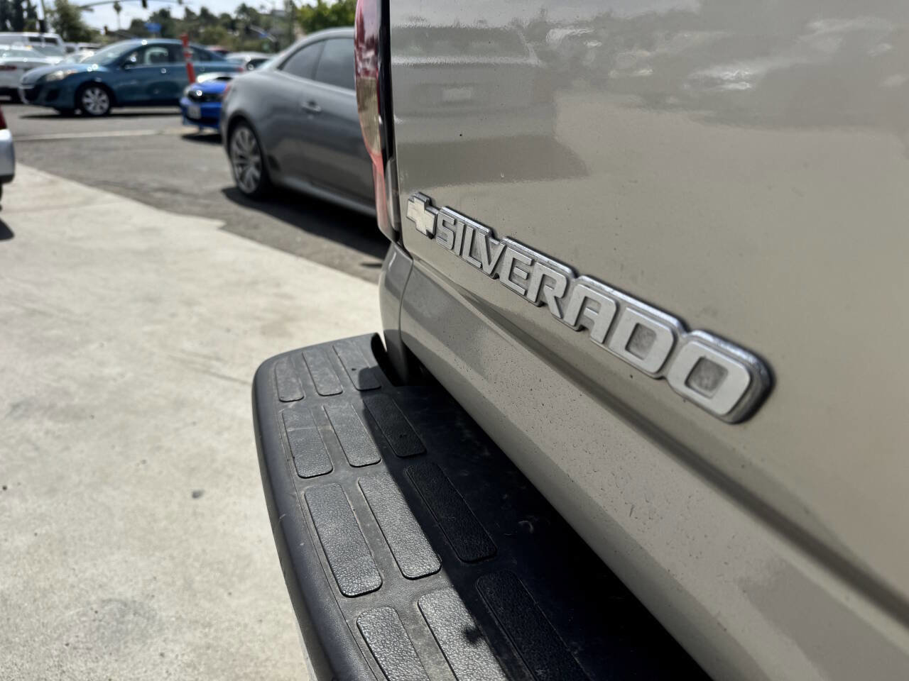 Used 2004 Chevrolet Silverado 2500 LS RWD image 3