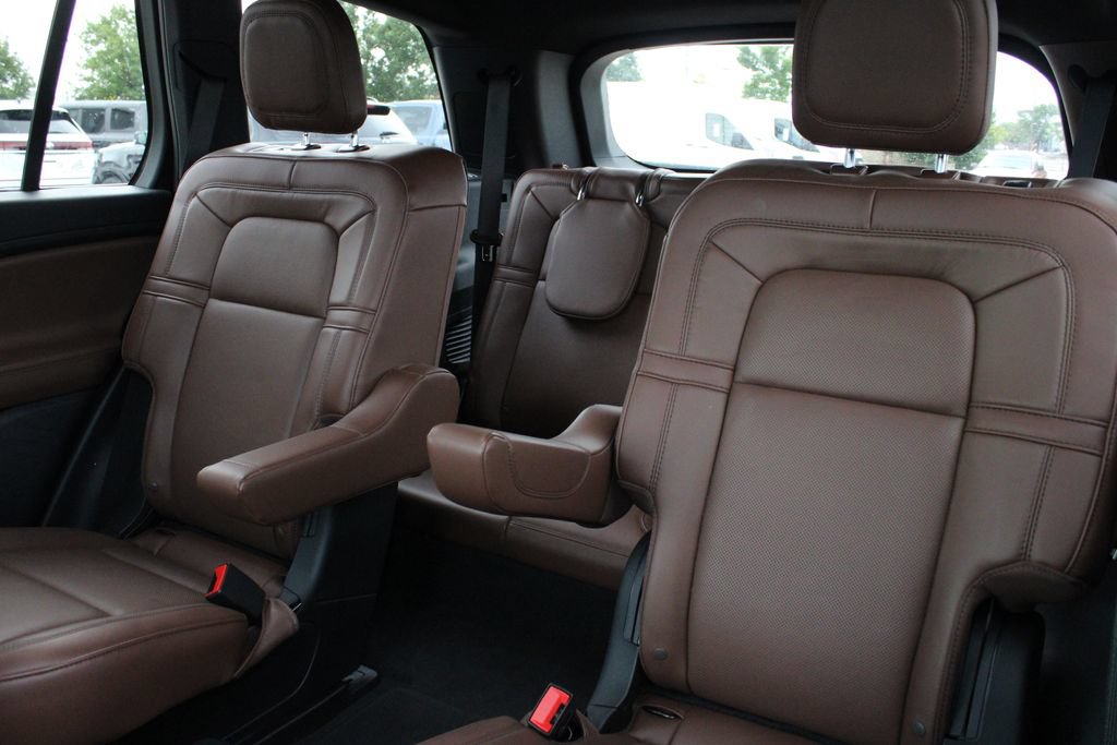 New 2026 Lincoln Aviator Reserve AWD/4WD image 21