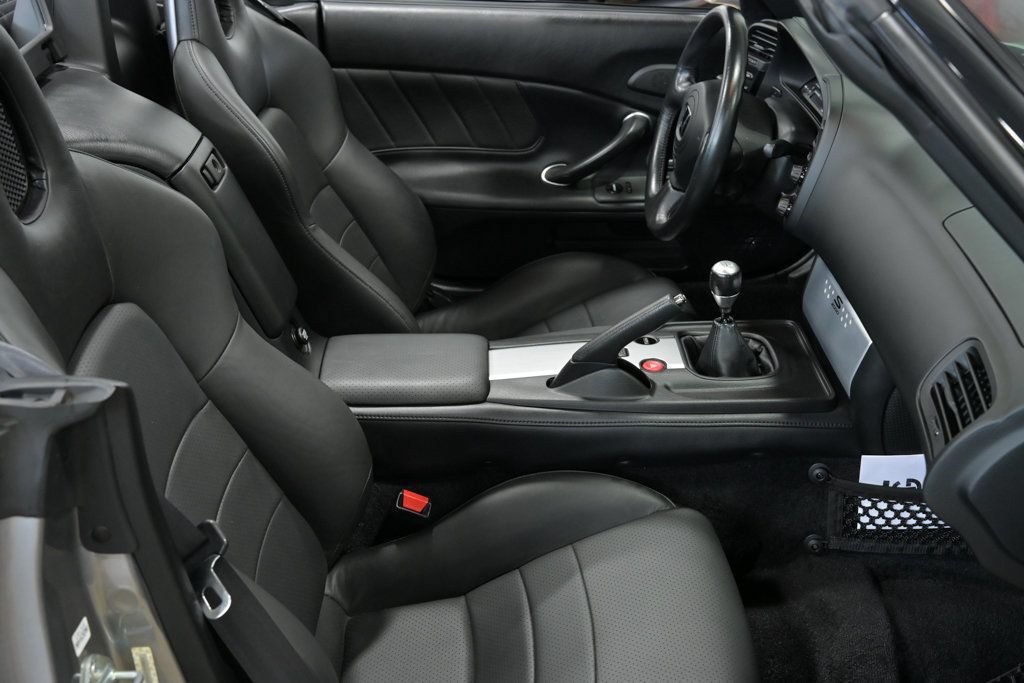 Used 2005 Honda S2000 image 35