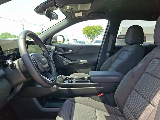 Used 2026 Chevrolet Equinox LT FWD image 13