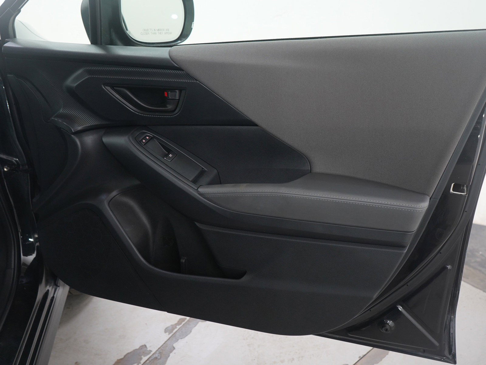 Used 2024 Subaru Crosstrek 2.0i Premium w/ Popular Package #4 image 9