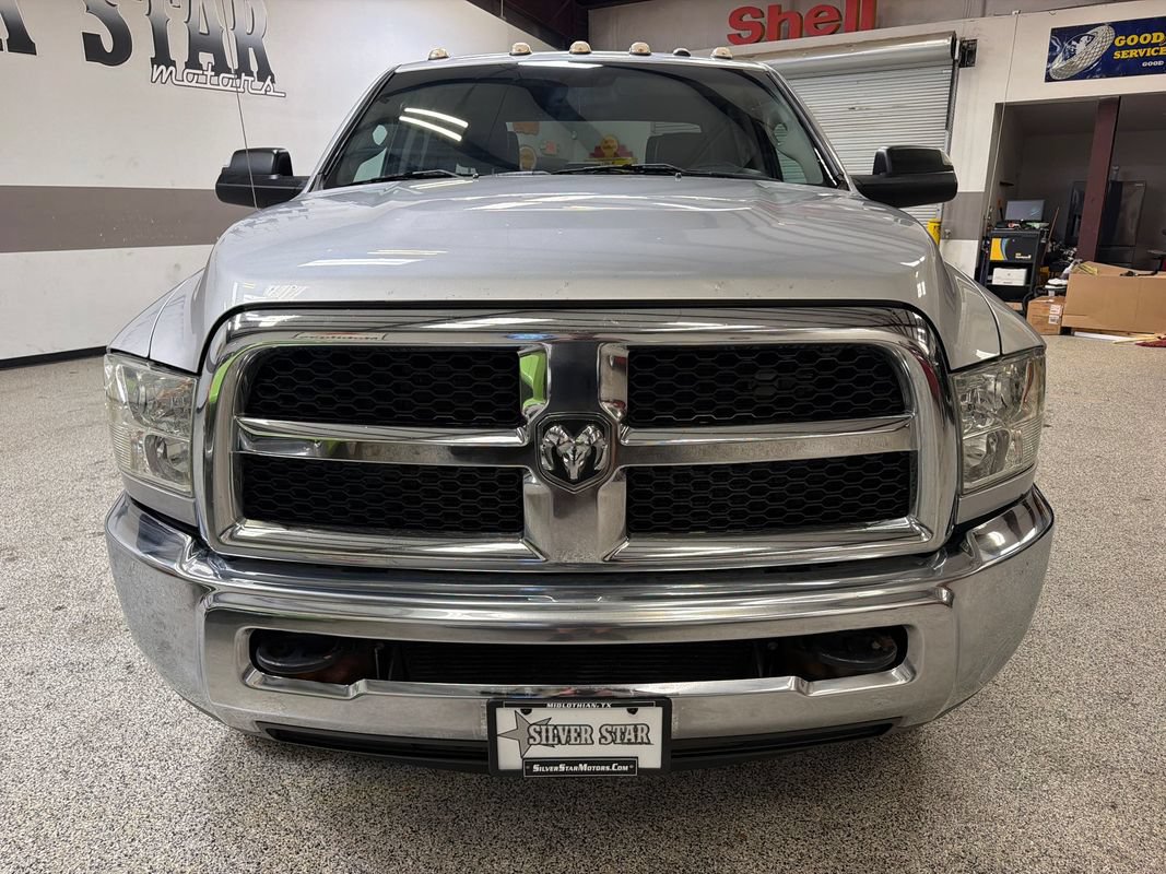 Used 2018 RAM 2500 Tradesman w/ Chrome Appearance Group AWD/4WD image 12