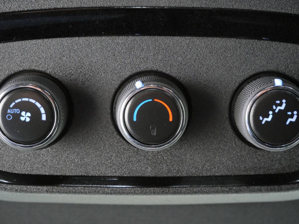 Used 2022 Dodge Durango GT image 25