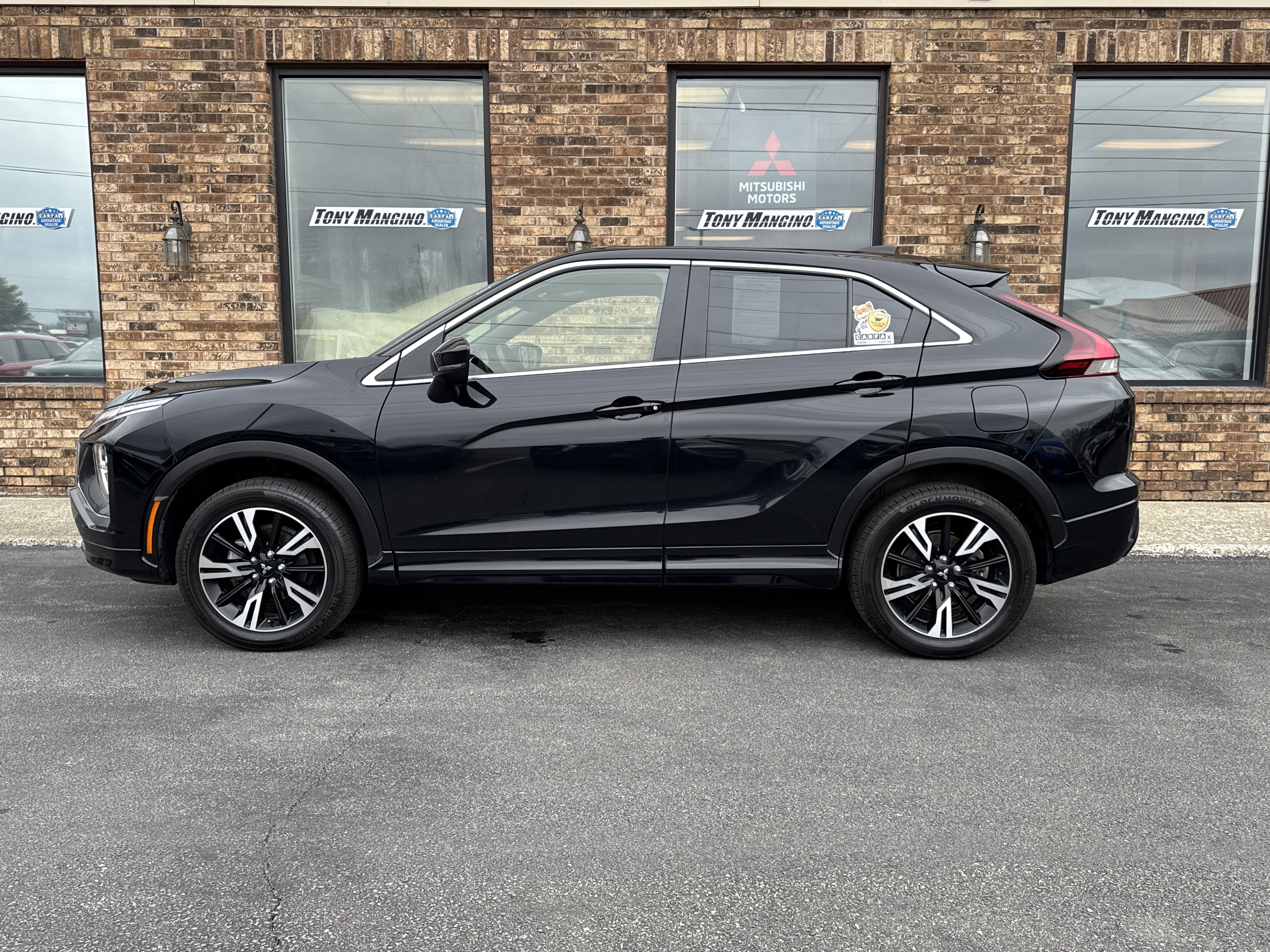 Used 2024 Mitsubishi Eclipse Cross SEL image 2