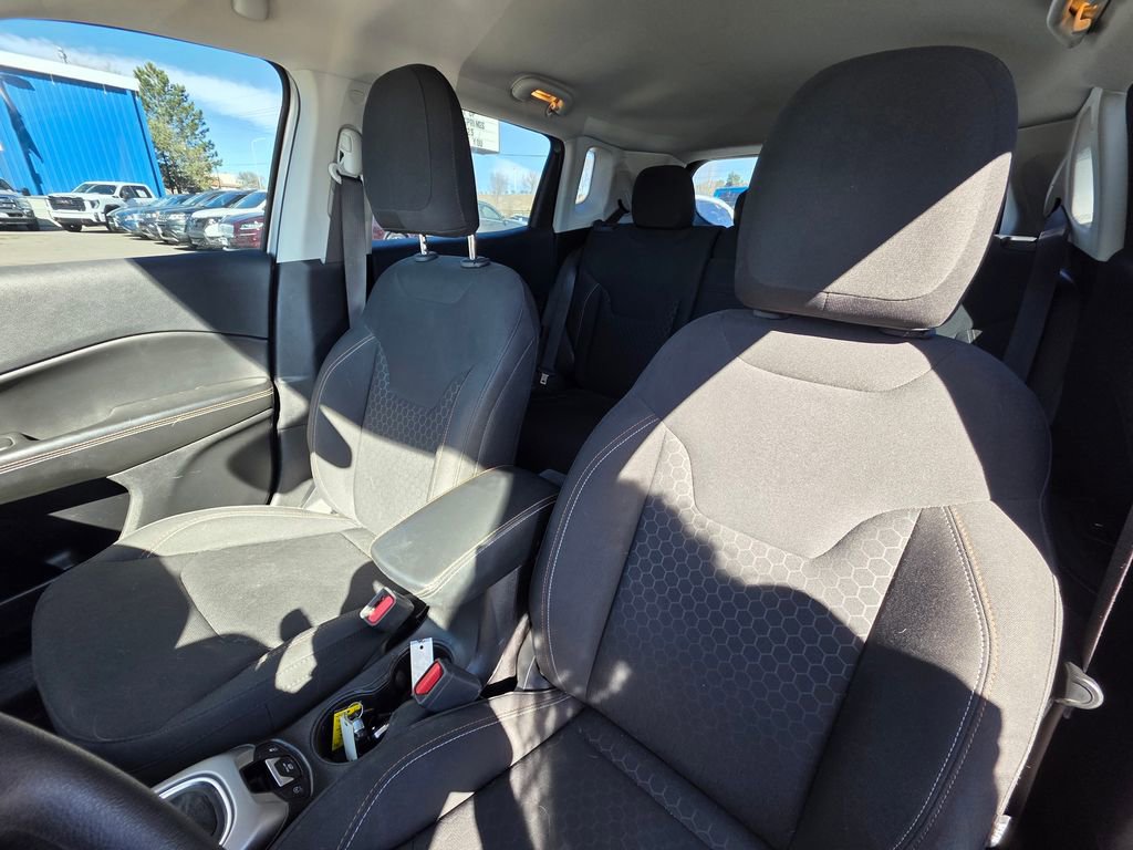 Used 2018 Jeep Compass Sport image 9
