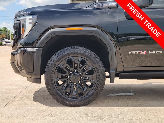 Used 2024 GMC Sierra 2500 AT4 w/ AT4 Premium Plus Package AWD/4WD image 8
