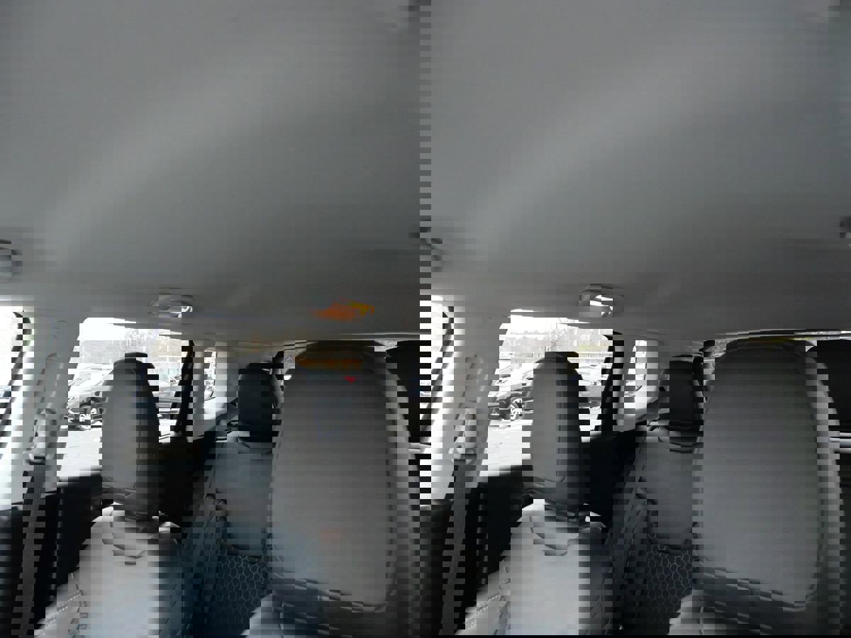 Used 2021 Jeep Compass Latitude image 11