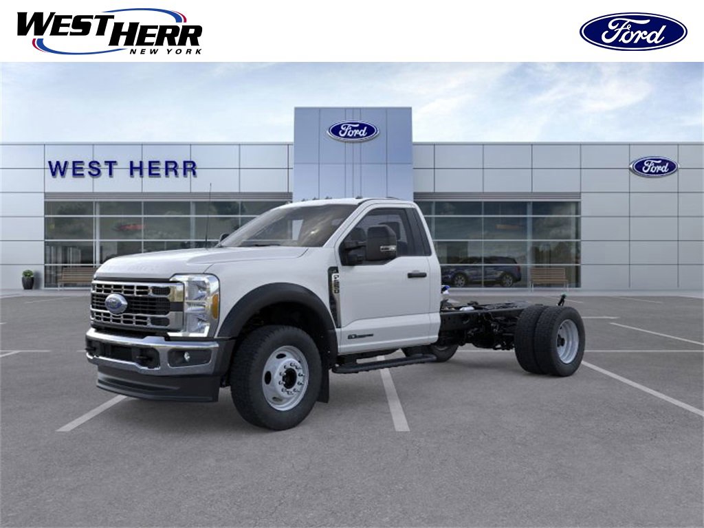New 2025 Ford F550 4x4 Regular Cab Super Duty image 1