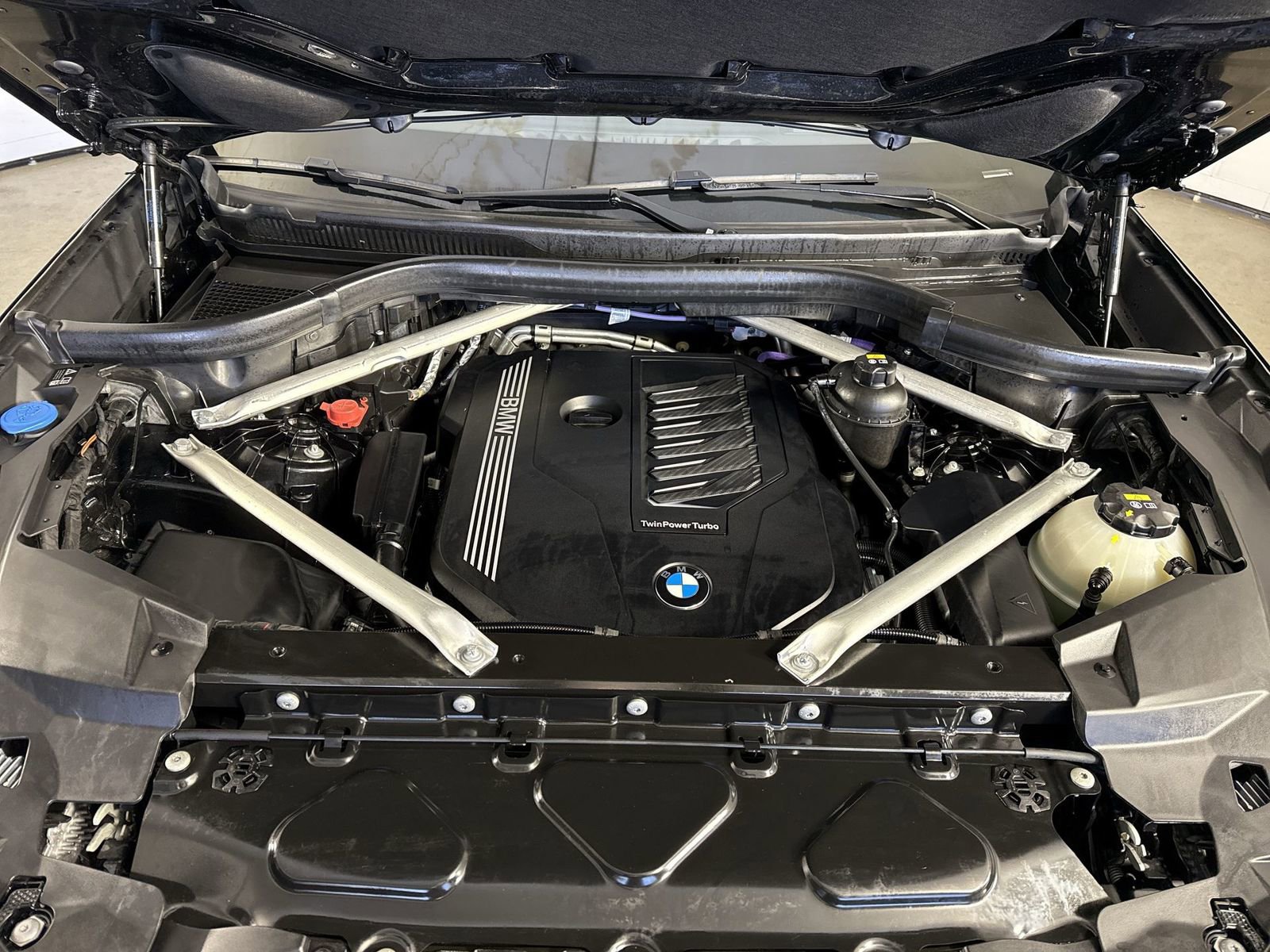 Used 2022 BMW X5 xDrive40i w/ Premium Package image 29