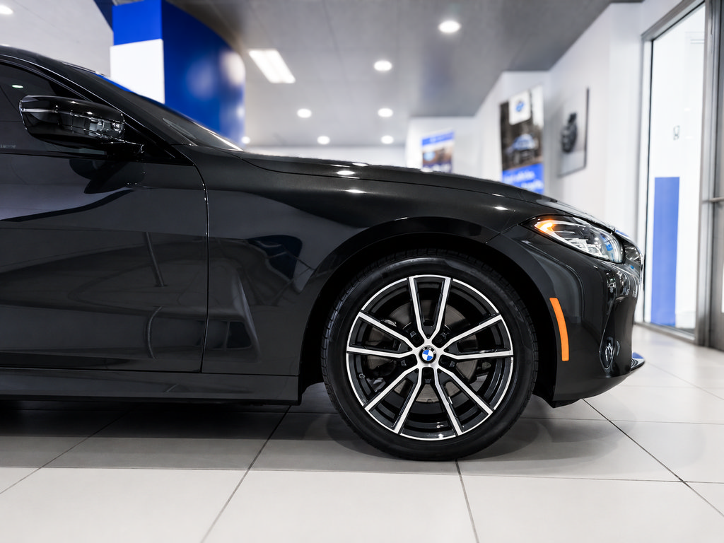 Used 2022 BMW 430i xDrive Coupe w/ Premium Package 2 AWD/4WD image 16