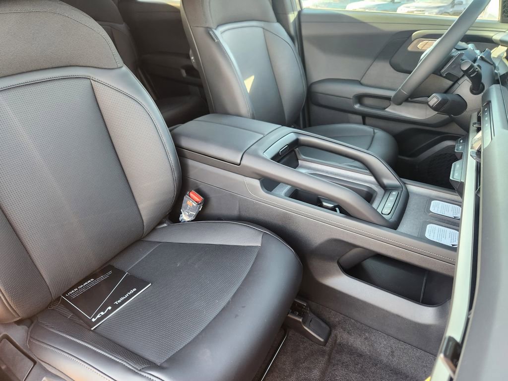 New 2027 Kia Telluride S image 13