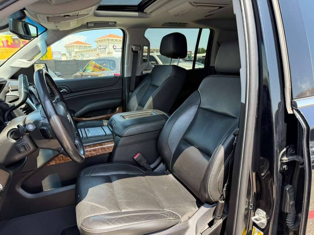 Used 2019 Chevrolet Suburban Premier RWD image 33
