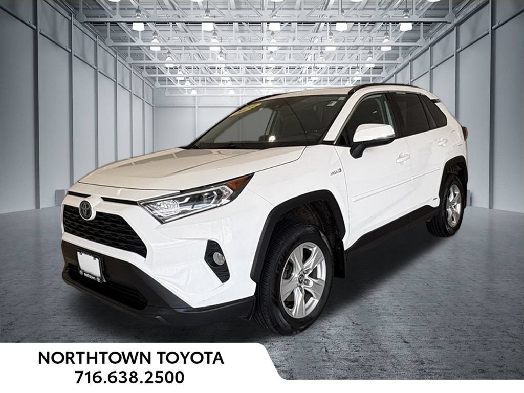 Used 2020 Toyota RAV4 XLE w/ Convenience Package