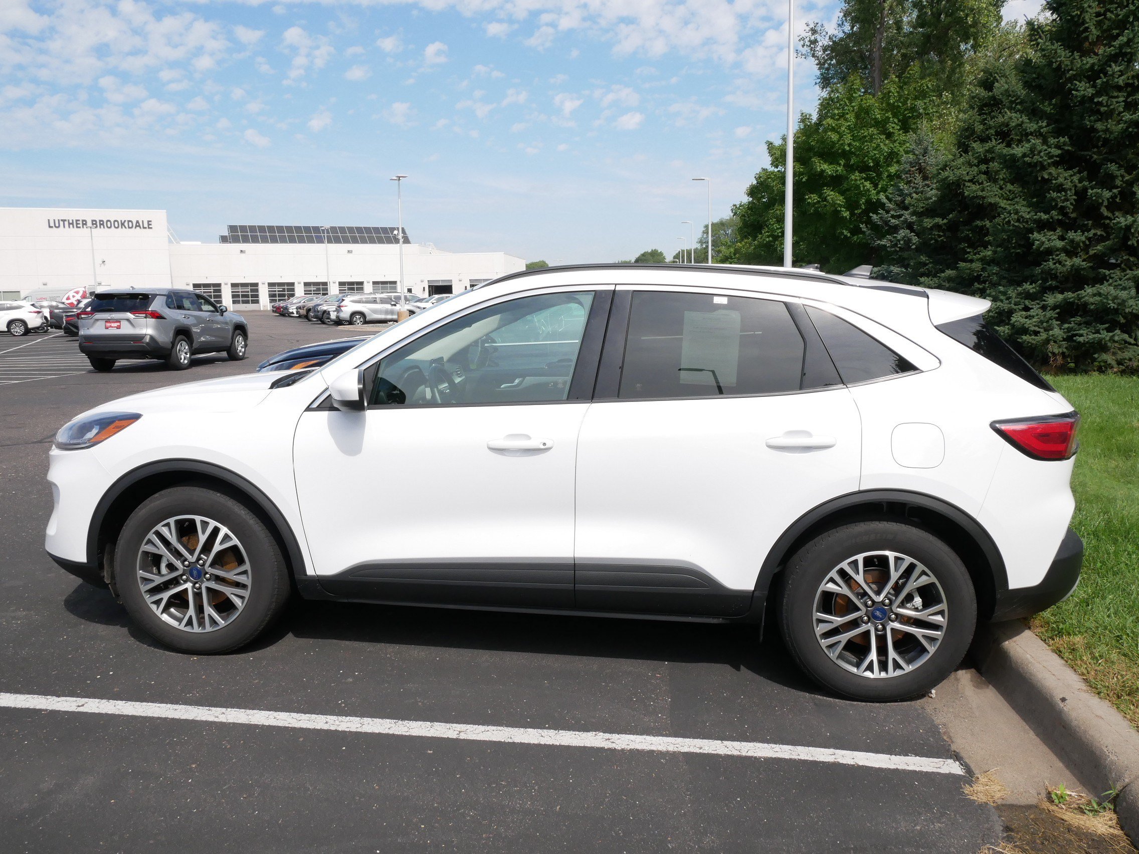 Used 2020 Ford Escape SEL AWD/4WD image 5