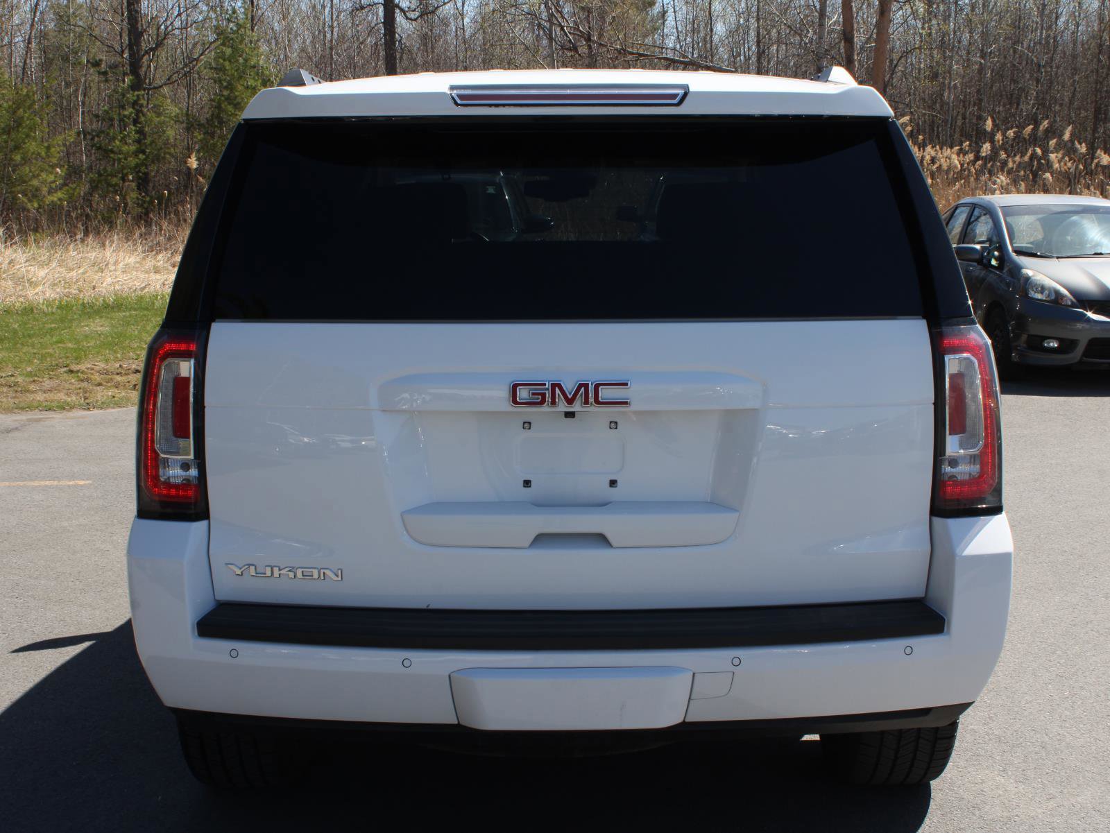 Used 2018 GMC Yukon SLT AWD/4WD image 6