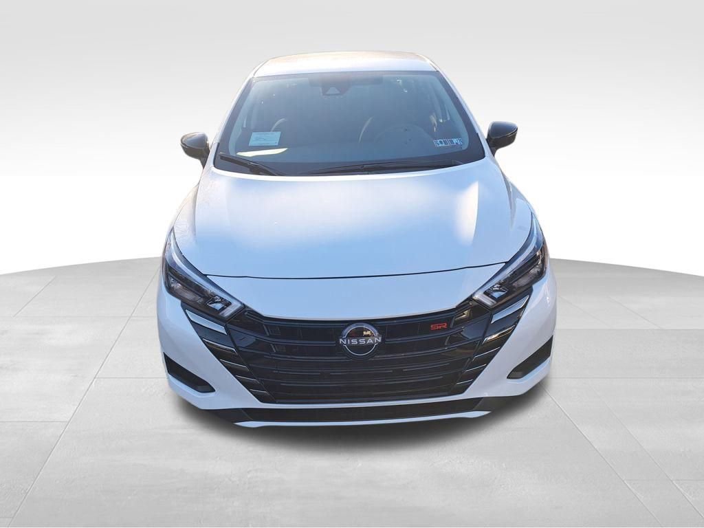 New 2025 Nissan Versa SR w/ Trunk Package image 9