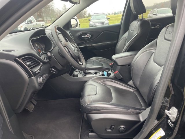 Used 2023 Jeep Cherokee Altitude Lux image 8