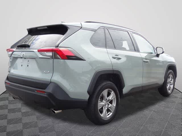 Used 2023 Toyota RAV4 XLE FWD image 3