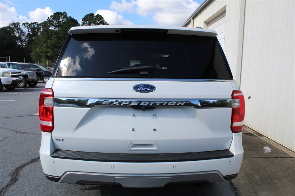 Used 2020 Ford Expedition XLT w/ Equipment Group 202A image 16
