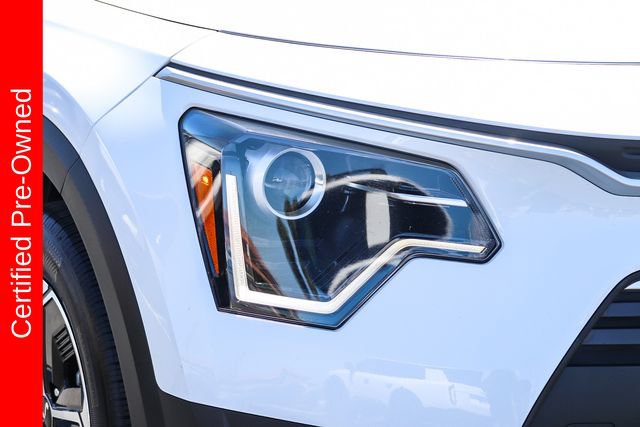 Certified 2025 Kia Niro EX FWD image 10